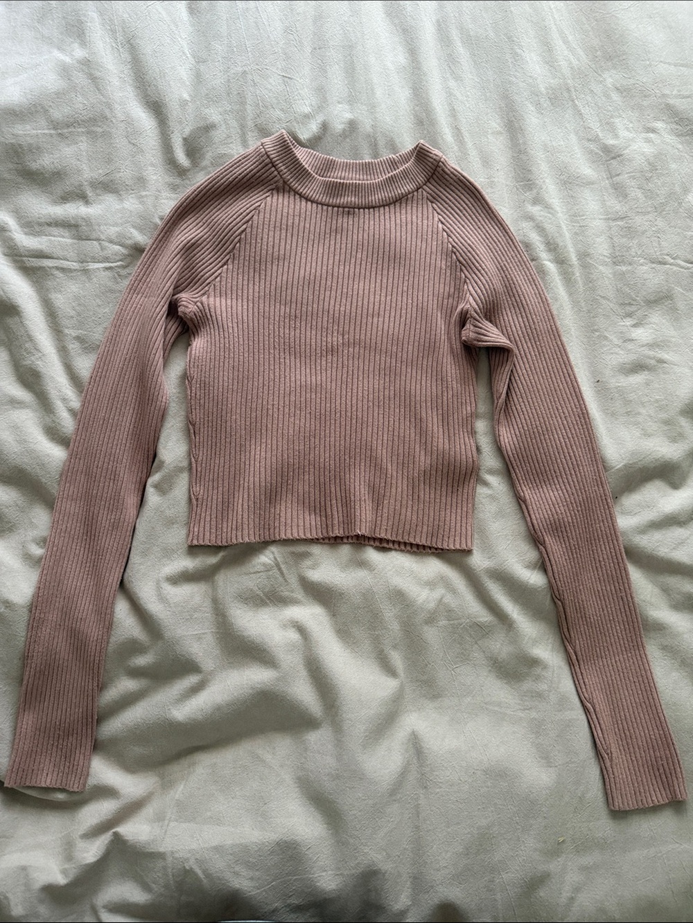 H&M Ribbed Crewneck Sweater in Dusty Mauve
